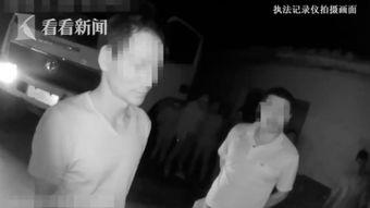 吃瓜群众被石头误伤视频,吃瓜群众被石头砸伤,现场惊险瞬间曝光